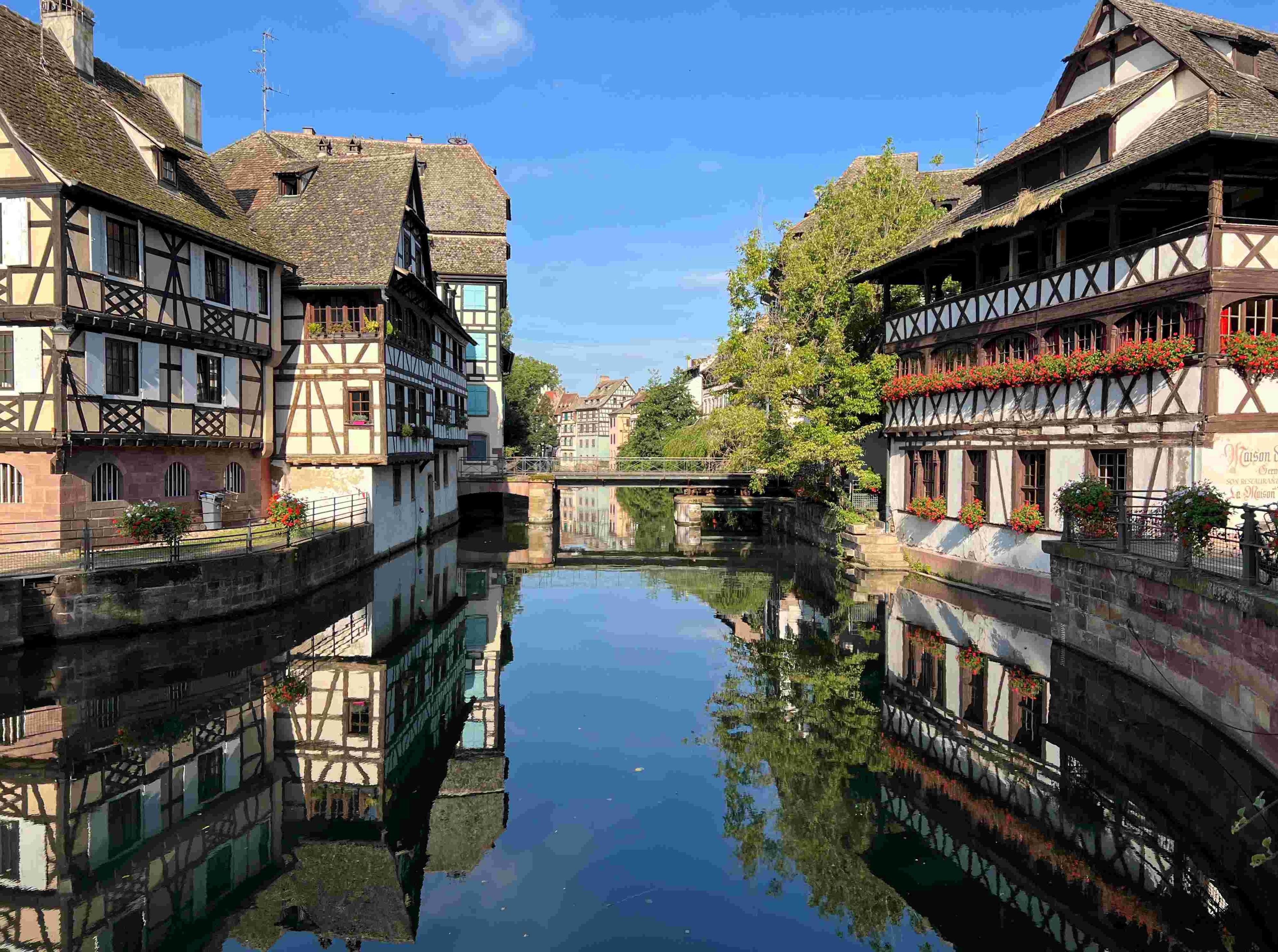 Alsacia y Selva Negra: Bosques y Cuentos (Francia y Alemania)